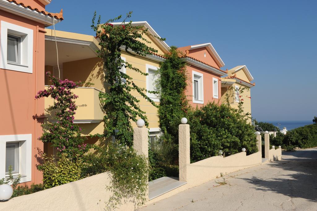 Yolanda Studios Paralia Agias Foteinis Ngoại thất bức ảnh