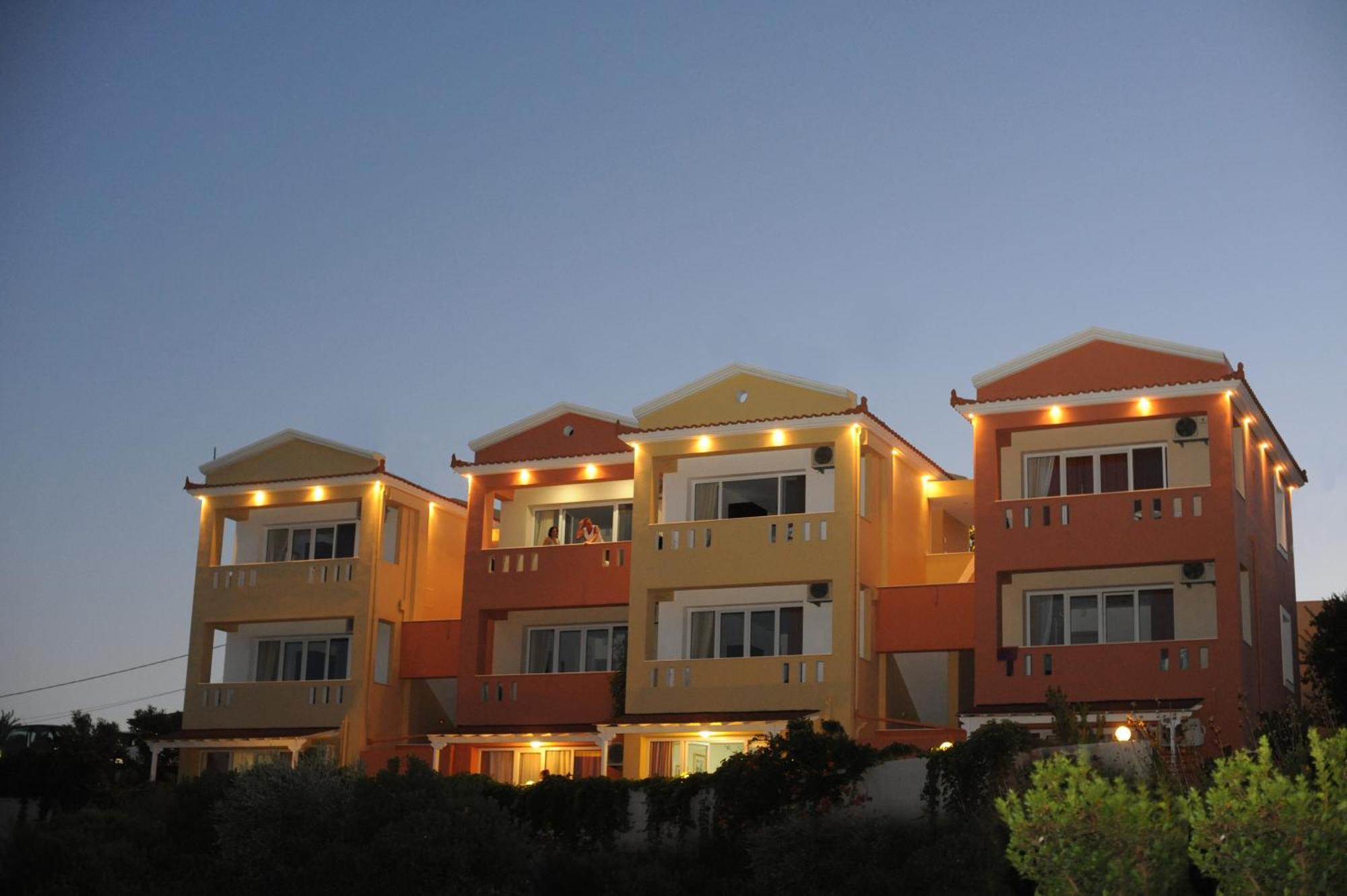 Yolanda Studios Paralia Agias Foteinis Ngoại thất bức ảnh
